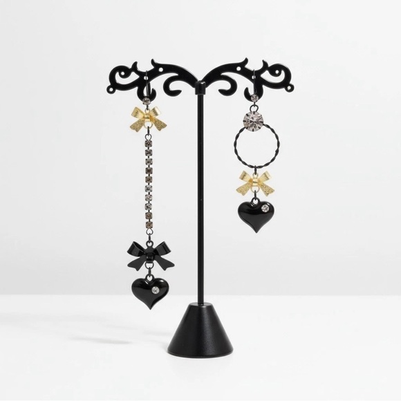 Betsey Johnson Jewelry - Betsey Johnson NWT Asymmetrical Bow Heart Rhinestone Drop Statement Earrings.